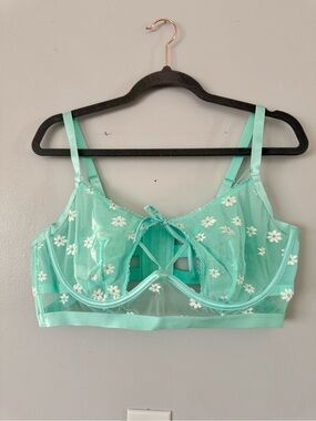 Torrid Daisy Lace Underwire Bra - Mint Green Floral Caged Strappy Unlined